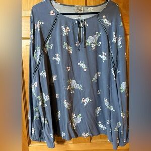 Women’s Blouse